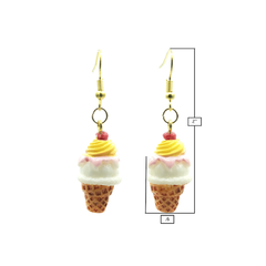 Vanilla & Strawberry Cone <br> Safe For Sensitive Ears <br> Hypoallergenic <br> Nickel & Lead Free 
